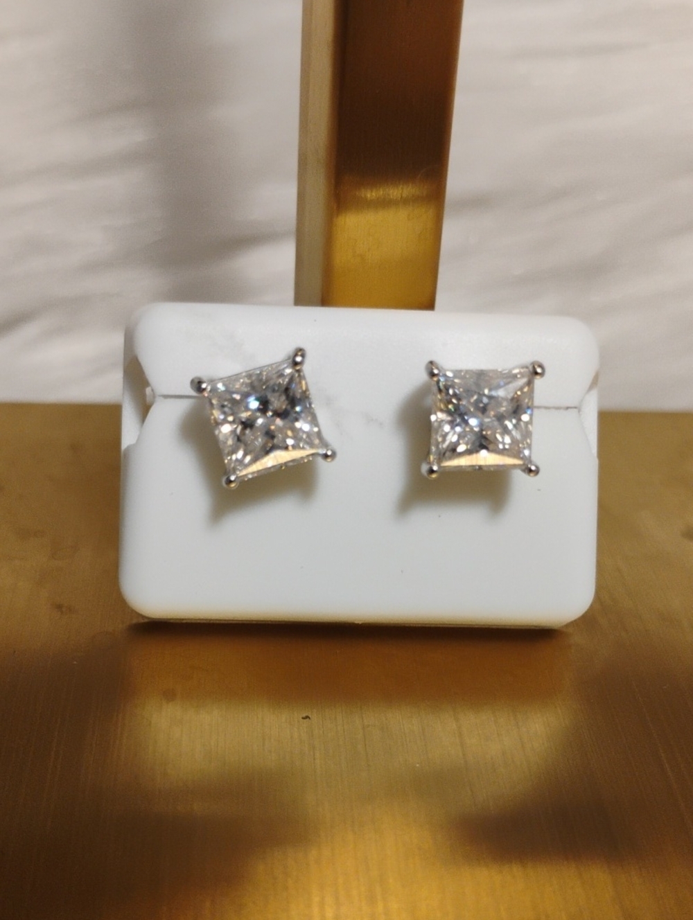 New Princess-Cut Moissanite Stud Earrings 925 Sterling Silver Screw On Back